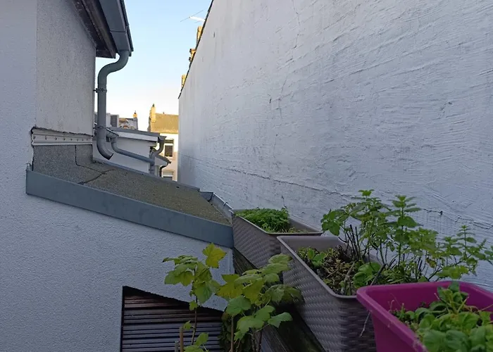 Dahai Seebad Warnemünde Schulstraße 1, Og *